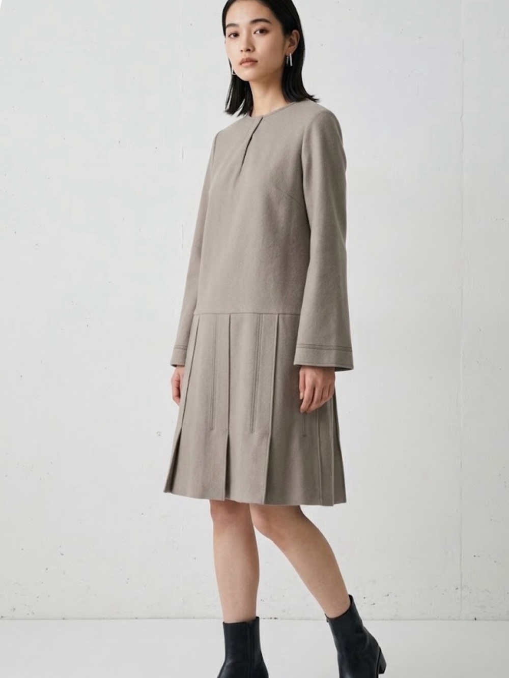 CINOH 100% Wool Drop Waist Pleated Dress Taupe Greige Made in Japan Size 38